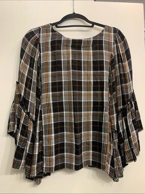 Maurices Plaid Bell Sleeve Top